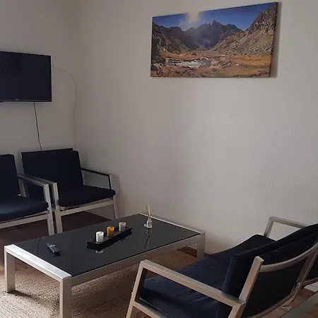 Cozy Centre *